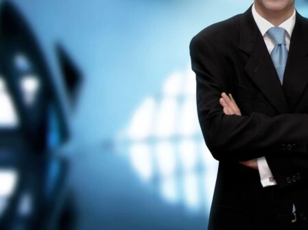 Apoio na jornada tecnológica desde o planejamento estratégico até a operação contínua de ambientes complexos de TI.